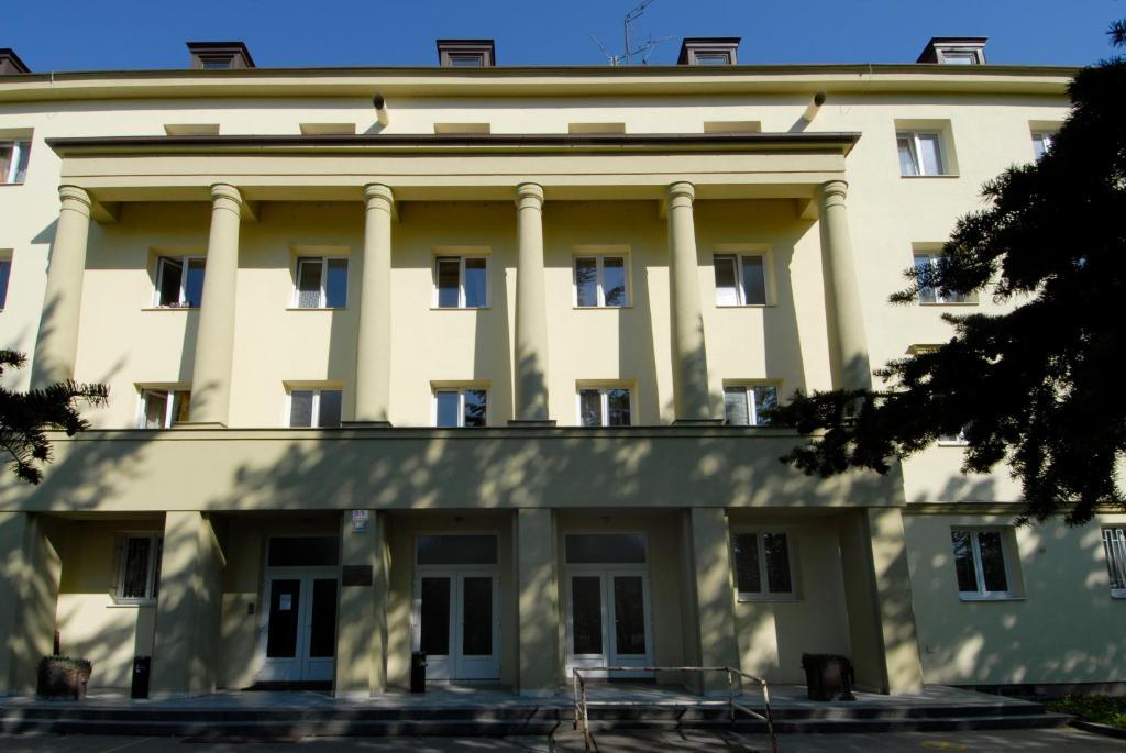 Albergue Tauferovy Koleje Brno Exterior foto